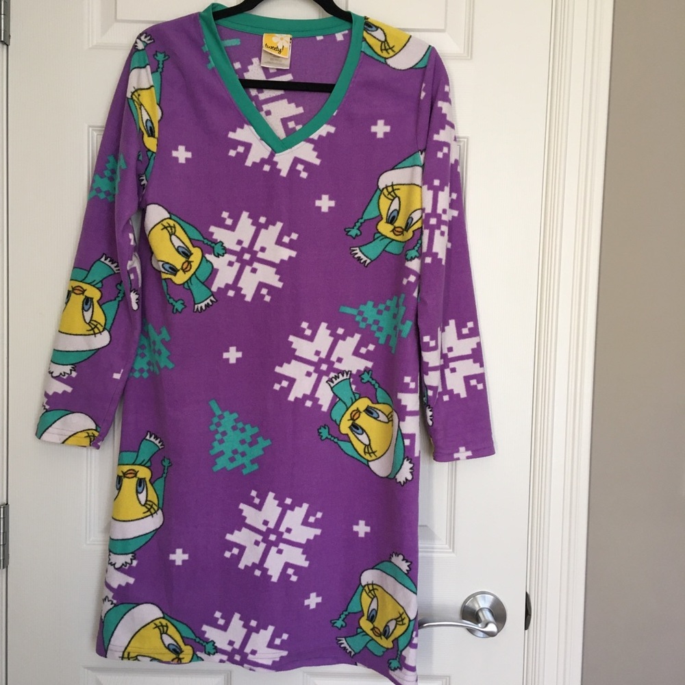 Tweety Long sleeves sleepwear Size Small Purple green tweety bird